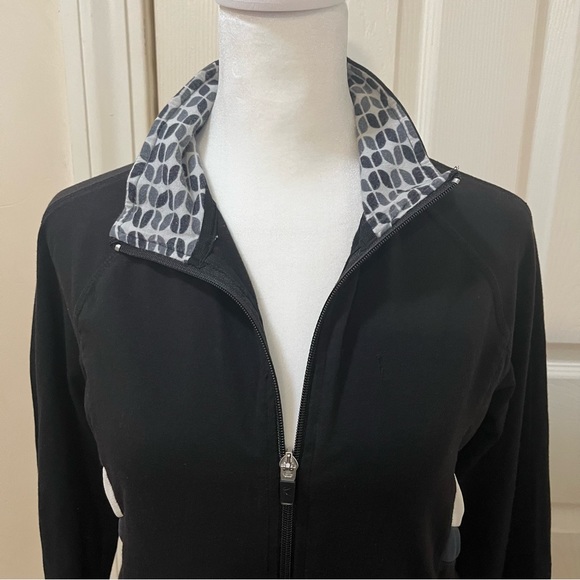 Danskin Now Jackets & Blazers - DANSKIN NOW SIZE SMALL BLACK/WHITE/GRAY ZIPPERED JACKET